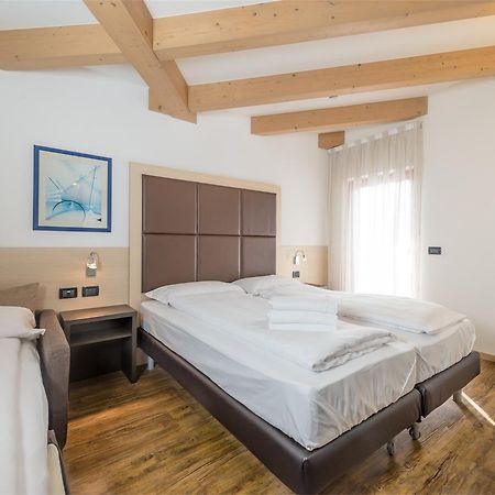 Villa Cameras Room And Breakfast Mori Exterior foto