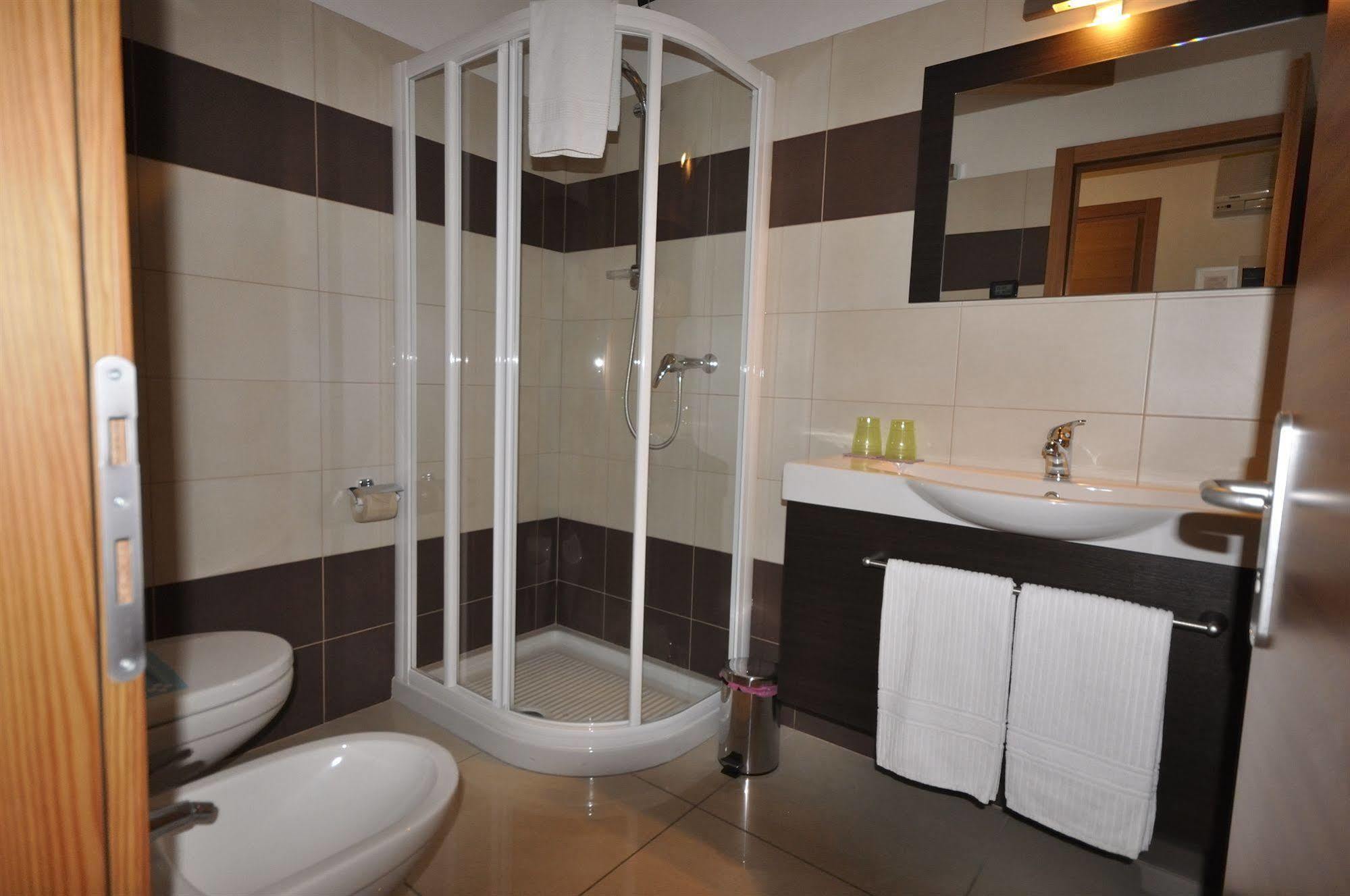 Villa Cameras Room And Breakfast Mori Exterior foto
